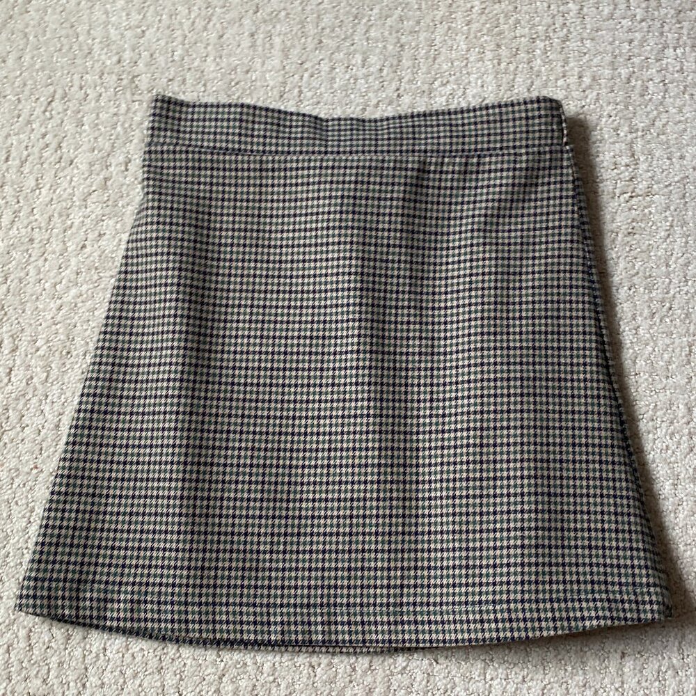 American Eagle Houndstooth Skirt